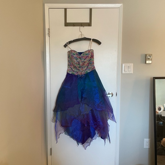 Xcite Prom- Size 8- New never worn - Picture 1 of 6